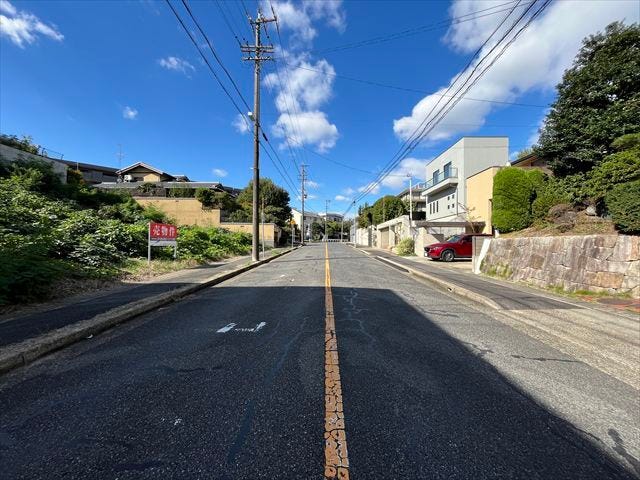 土地選びでお困りの時は、一度お気軽にご相談ください。当店が土地探しをサポート致します!
(2025年10月27日撮影)