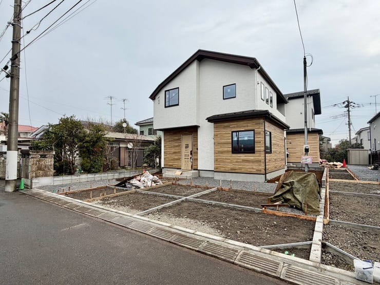 車の出し入れが苦にならなそうな間口の広さ♪