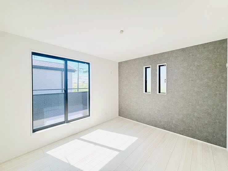 スタイリッシュで高級感のある雰囲気が漂うアクセントクロス♪