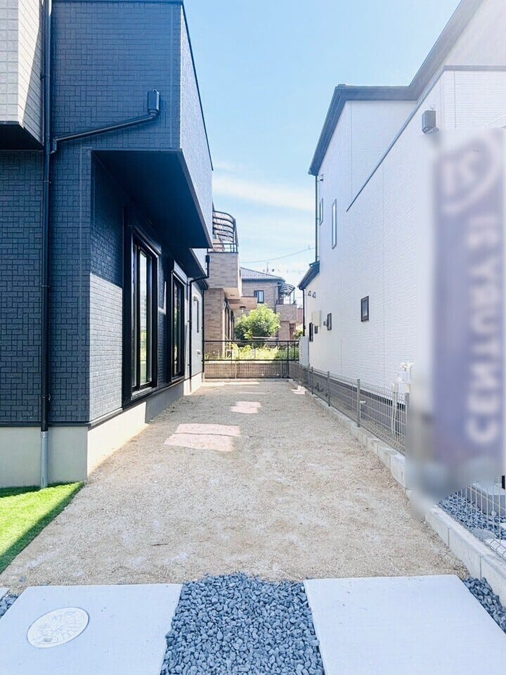 広い庭ではバーベキューグリルを設置して、週末のアウトドアクッキングを楽しむことも可能です♪