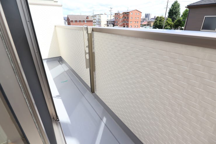 ◇インナーバルコニー◇ 同仕様
急な雨も安心のインナーバルコニー♪外からお洗濯物が見えにくくプライバシーも守れますね♪