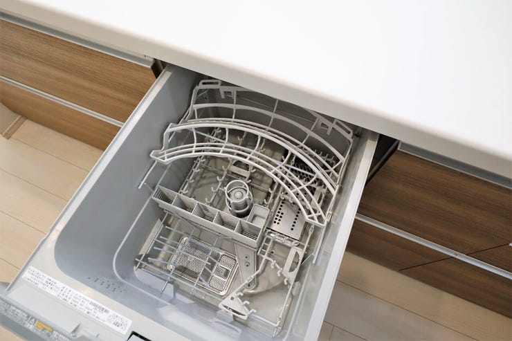 ○食器洗浄乾燥機○ 同仕様
キッチンには嬉しい食洗機付き♪
家事の時短や手荒れの防止、節水などメリットいっぱい♪