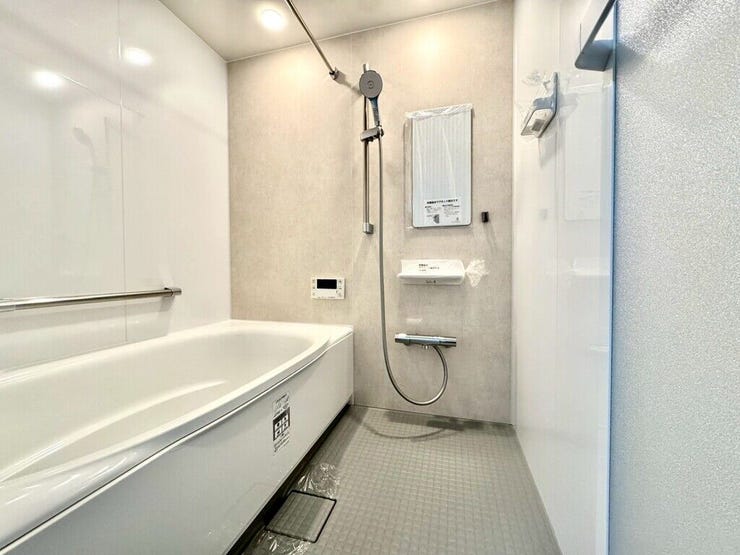 【Bathroom】リラックスできる空間で、一日の疲れを癒し、心身共にリフレッシュできます。