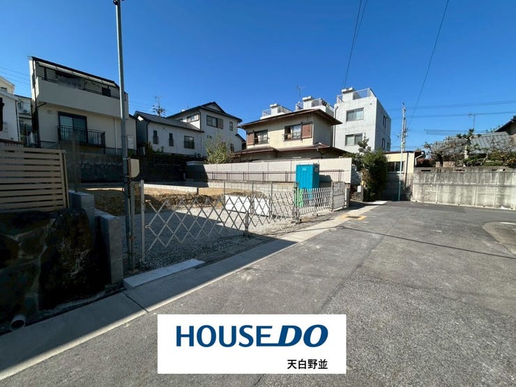 ■□1号棟□■
物件の詳細は、お気軽にお問い合わせください♪
(2025年10月撮影)