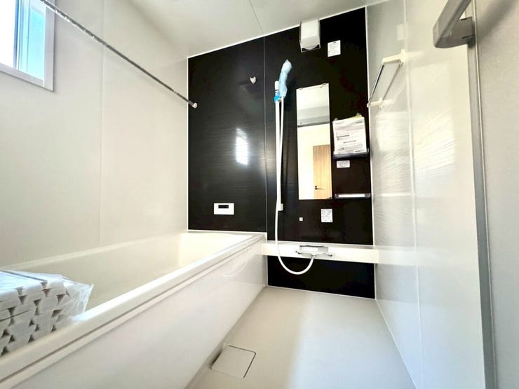【Bathroom】リラックスできる空間で、一日の疲れを癒し、心身共にリフレッシュできます。