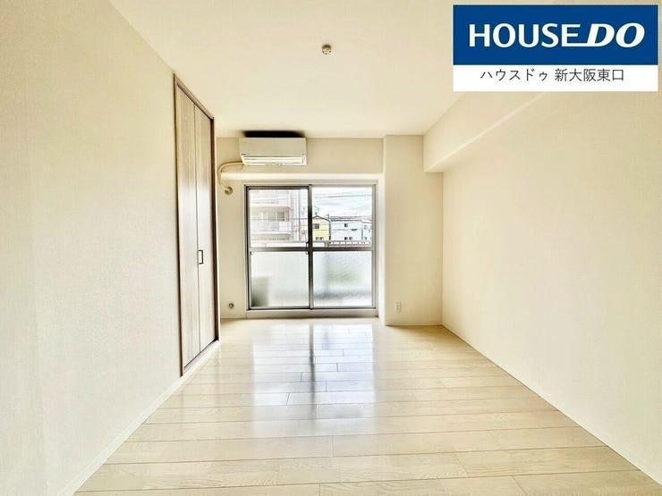 バルコニーにつながってる洋室
日当たり良好