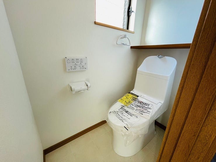 温水洗浄便座はトイレットペーパーの使用量が減ることで、経済的にも環境的にもメリットがあります♪