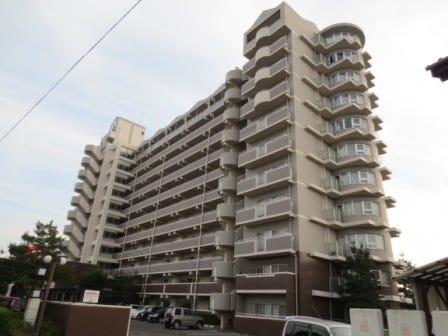 【外観】
徒歩圏内に商業施設あり!
生活しやすい住環境!
平坦地で幅広い世代にも安心◎