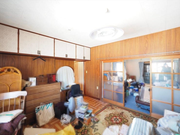 弊社では中古物件のリフォームも幅広く対応しております!
クロスの張替え等の軽微な手直しや、水回り、全体のリノベーションまでお気軽にご相談ください♪
※弊社のリフォーム事例です