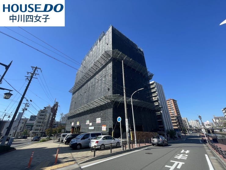 【外観】
◇外観◇
JR東海道本線「尾頭橋」駅より徒歩7分の好立地。総合駅「金山」までの徒歩13分でいくことができますので通勤や通学、お出かけの際に大変便利です。周辺環境も充実した立地です。