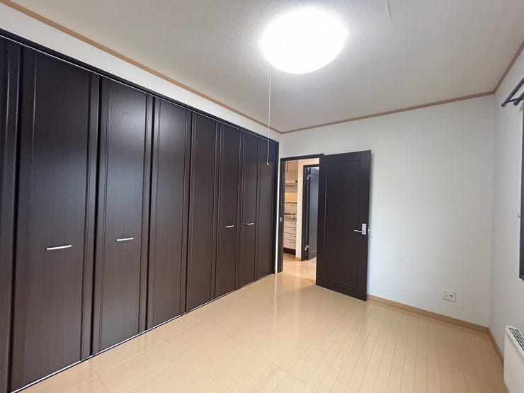 2階東側洋室6帖