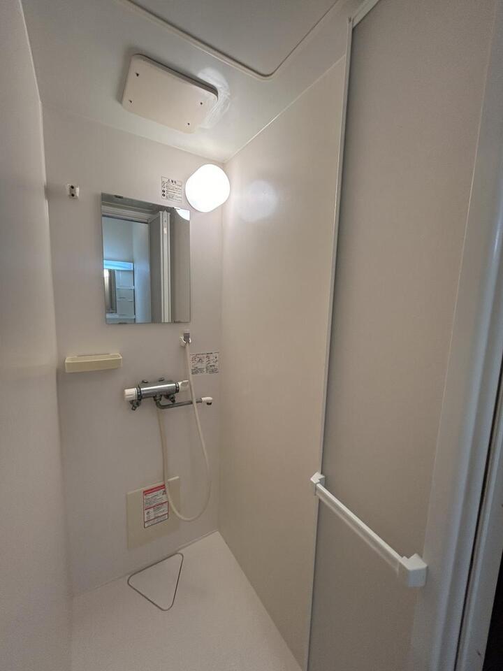 2階シャワー室