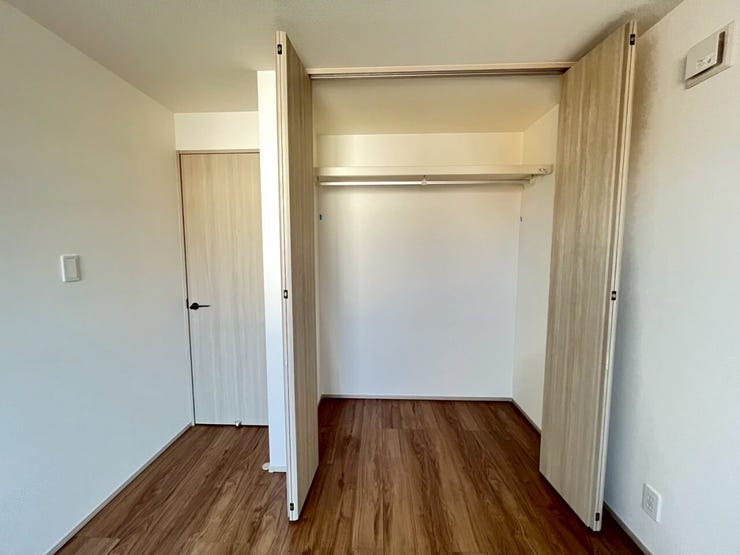 2階 洋室①収納