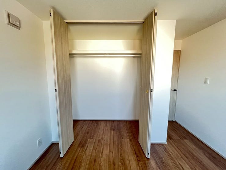 2階 洋室②収納