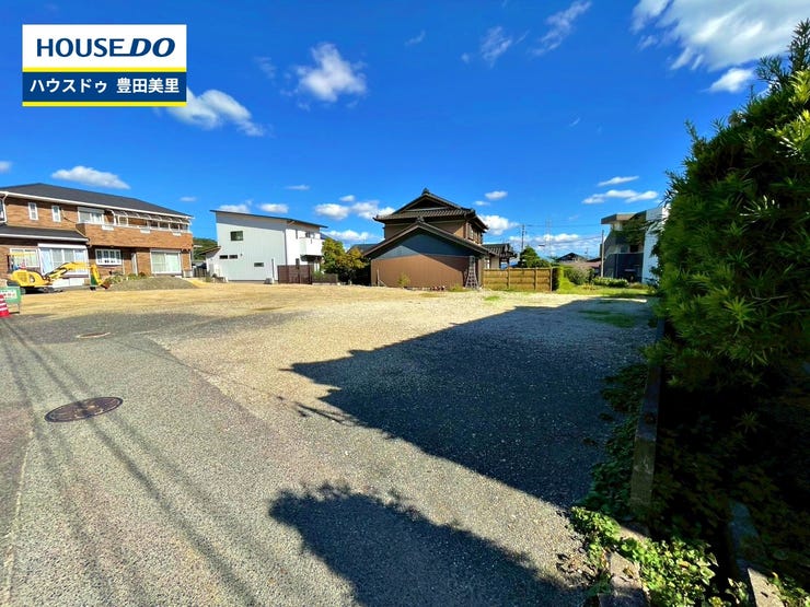 【外観】
見るだけ聞くだけOK!【お気軽に資料請求!不動産のことならなんでも/ハウスドゥ豊田美里】