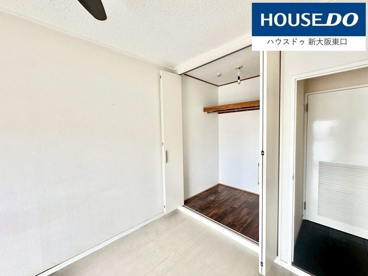 洋室5.3帖
でっかい収納つき