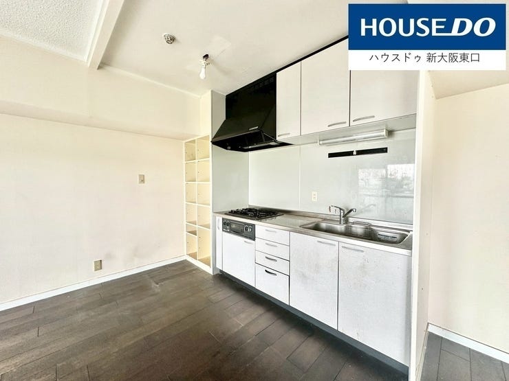 システムキッチンはきれいなのでこのまま使えそうですね!!