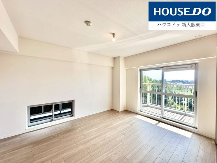 洋室も角部屋となります。
壁を隔てた隣にだれもいないというのは少し気が楽ですね。