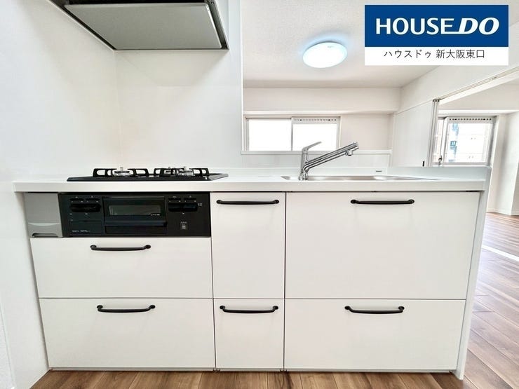 カウンタ―キッチン★
収納豊富でグリル付き