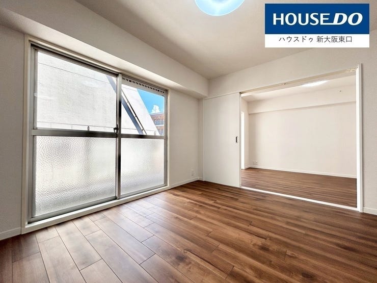 10.6帖LDK★
洋室とも共有しやすくコミュニケーションがとりやすい間取りです