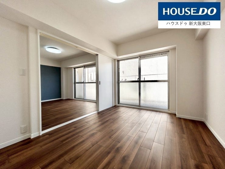 6帖洋室★
東向きバルコニーから
朝日を浴びて目覚められるので寝室などに活用おすすめ致します!