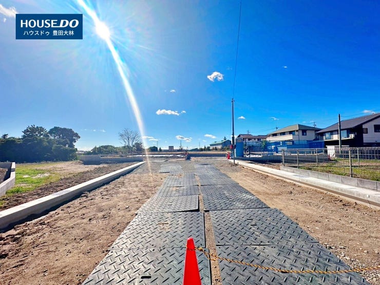 *竹村小学校・竜神中学校*
見るだけ聞くだけOK!【お気軽に資料請求!不動産のことならなんでも/ハウスドゥ豊田大林】