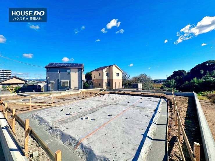 *竹村小学校・竜神中学校*
見るだけ聞くだけOK!【お気軽に資料請求!不動産のことならなんでも/ハウスドゥ豊田大林】