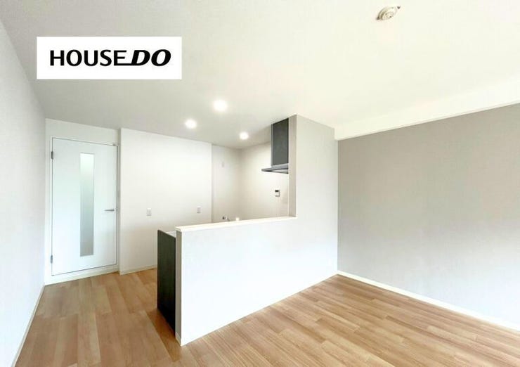 ダウンライトで手元を明るく◎