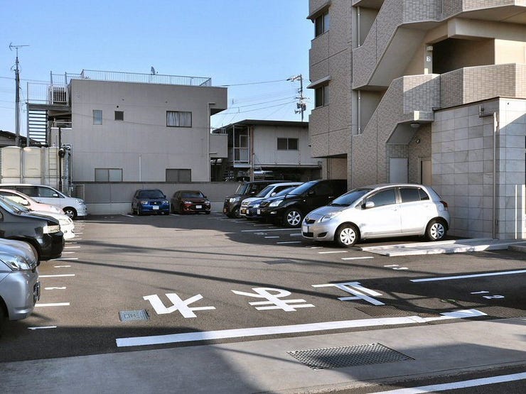 平面駐車場