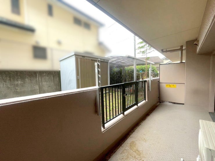 *バルコニー*