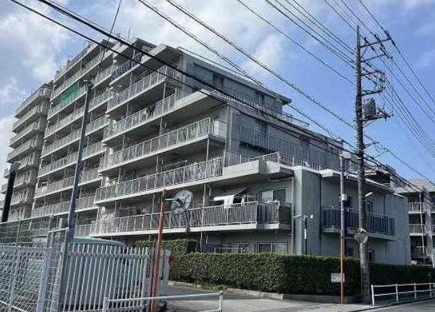 【外観】
「パルコート浦和」11階建てマンション、JR埼京線「南与野」バス16分「下大久保」停歩7分の立地