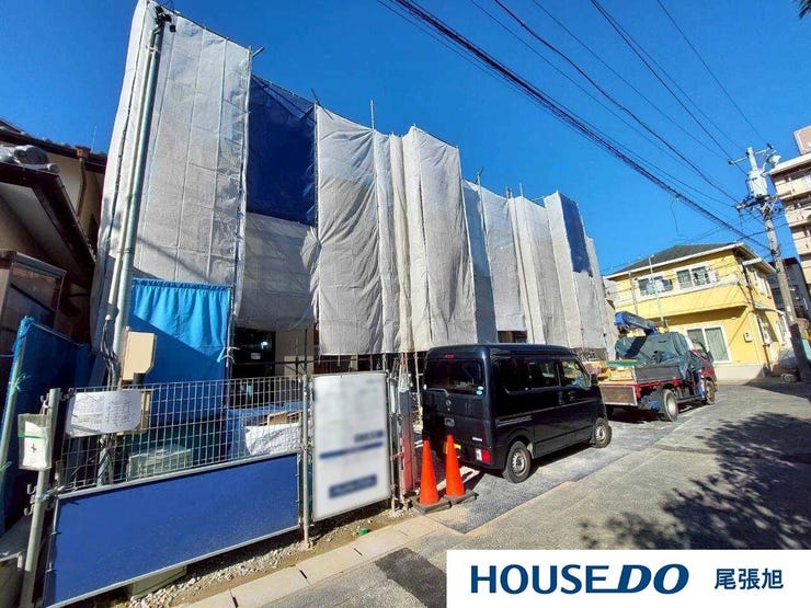 【駐車2台可能】車を2台所有している方には嬉しい、駐車スペースがしっかり確保された物件。来客時にも余裕を持って駐車できるため、家族や友人との時間ももっと楽しくなります。暮らしにゆとりが生まれますね。