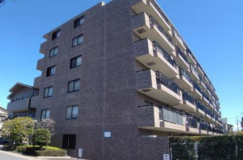 【外観】
「ソフィア越谷デュオ」6階建てマンション、東武伊勢崎線「越谷」駅徒歩8分の立地