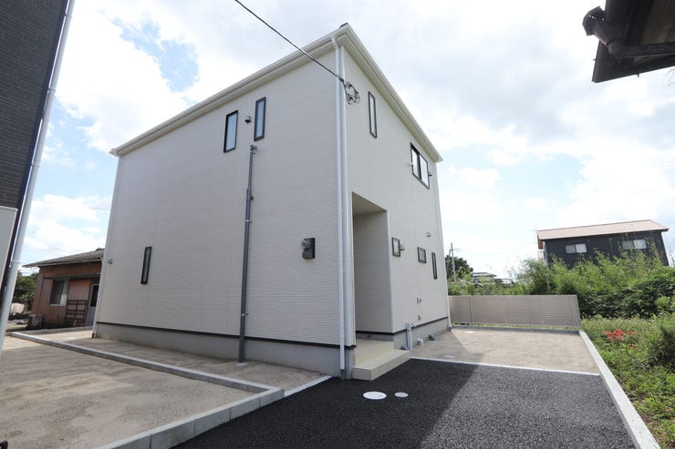 【外観】
【佐賀市新郷本町 2号棟】