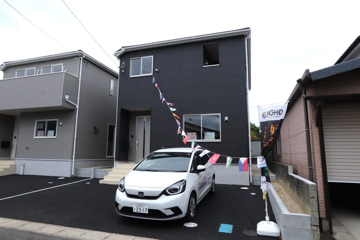 【外観】
【佐賀市光 2号棟】