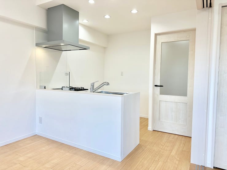 ゆとりのお料理スペースを確保♪ピカピカ新品の水回りです♪