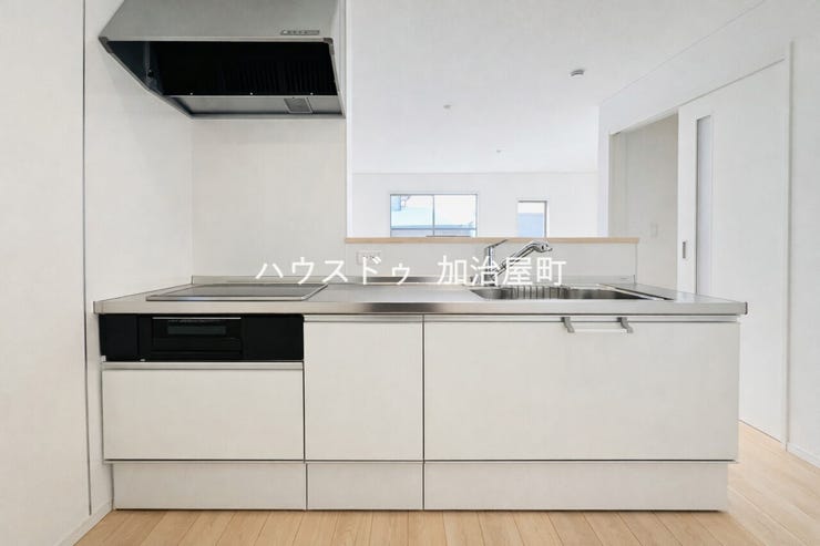 1,2階各1つずつあります。温水洗浄便座付き♪