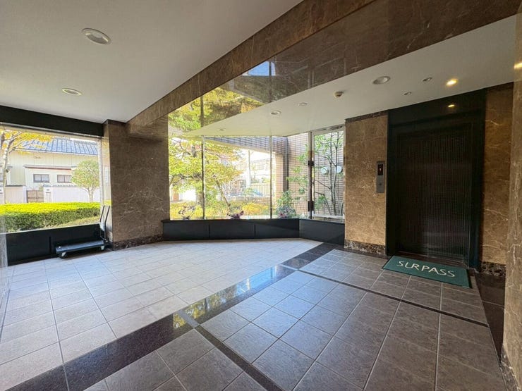 高級感あるロビーやエントランス。