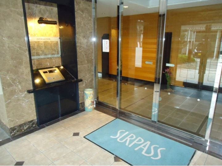 エントランスは防犯面も安心♪