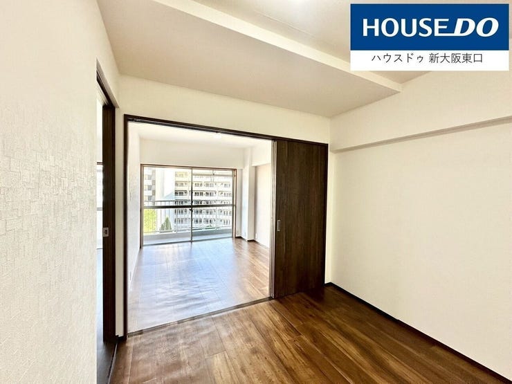 リビングは13帖
間に敷居がありますので、3LDKとして利用することも可能です