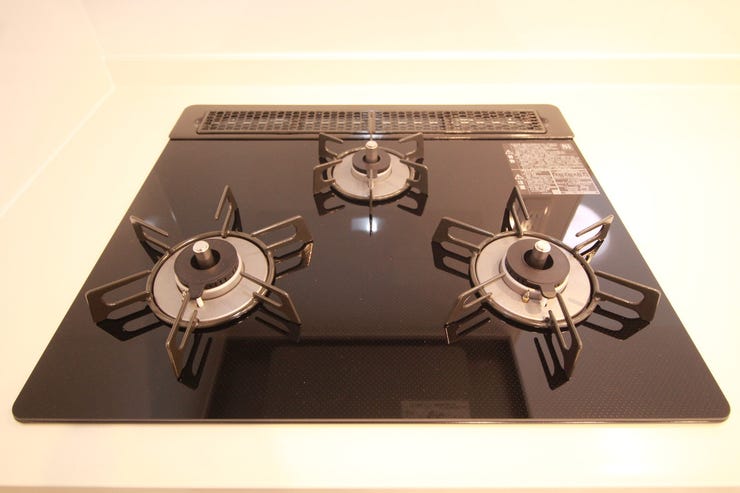 【3口コンロ】毎日料理をする方やたくさんの量を作る必要がある方々にとっては必須条件ですね!