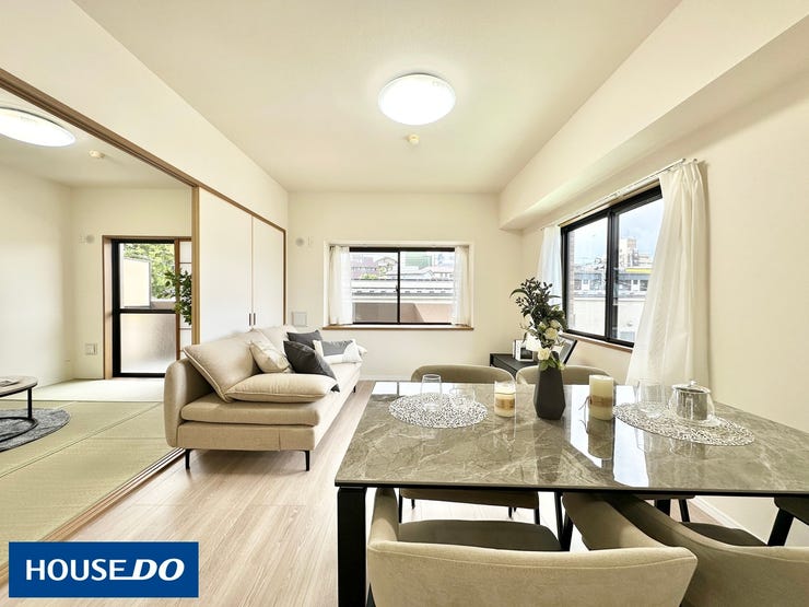 家族が集うLDKは南西向き12.5帖の大空間♪