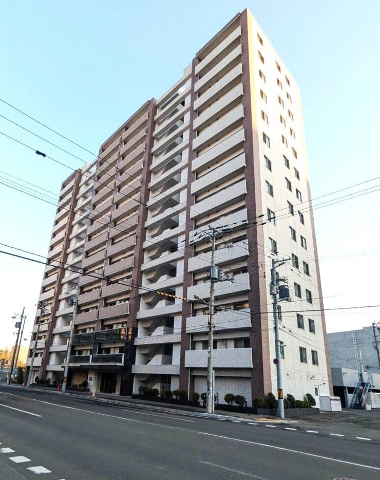 【外観】
【外観写真】
〇ペット飼育相談可能
〇トランクルーム有
〇オートロック付き
〇アフターサービス保証付き