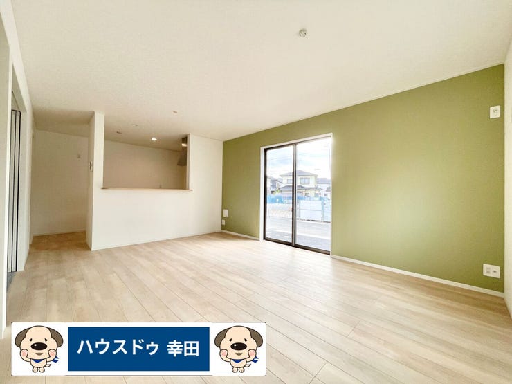 【リビング】
16帖LDK