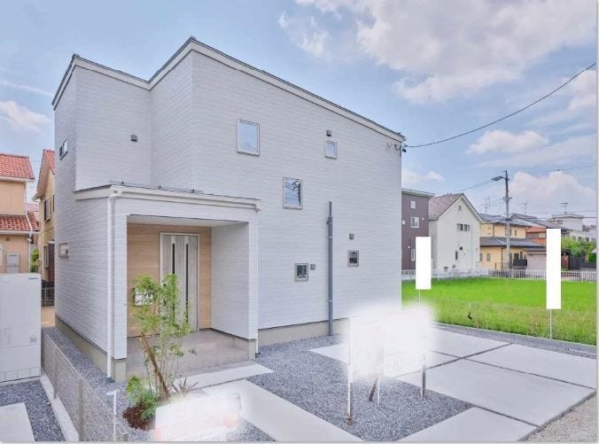 【外観】
自然素材を使用した、より快適な健康住宅。アクセントクロスや棚板、建具の仕様変更でおしゃれな内装。