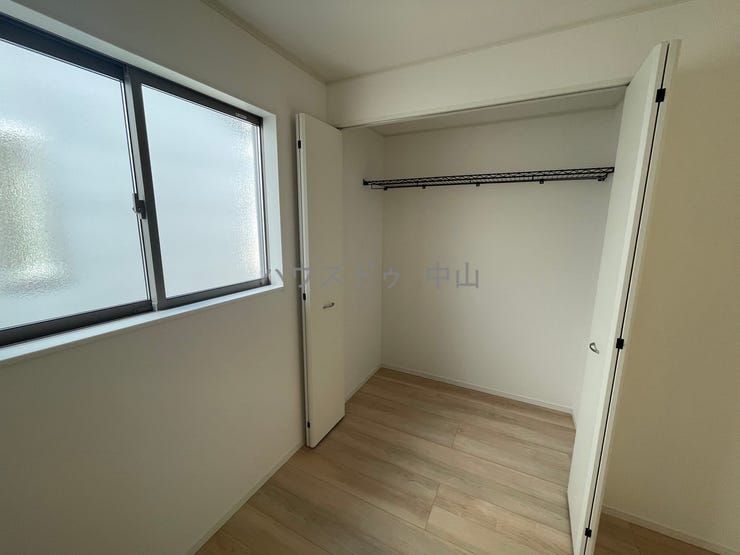 2階洋室5.2帖クローゼット