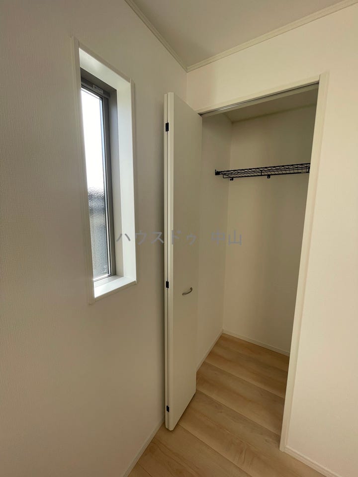 2階洋室4.5帖クローゼット
