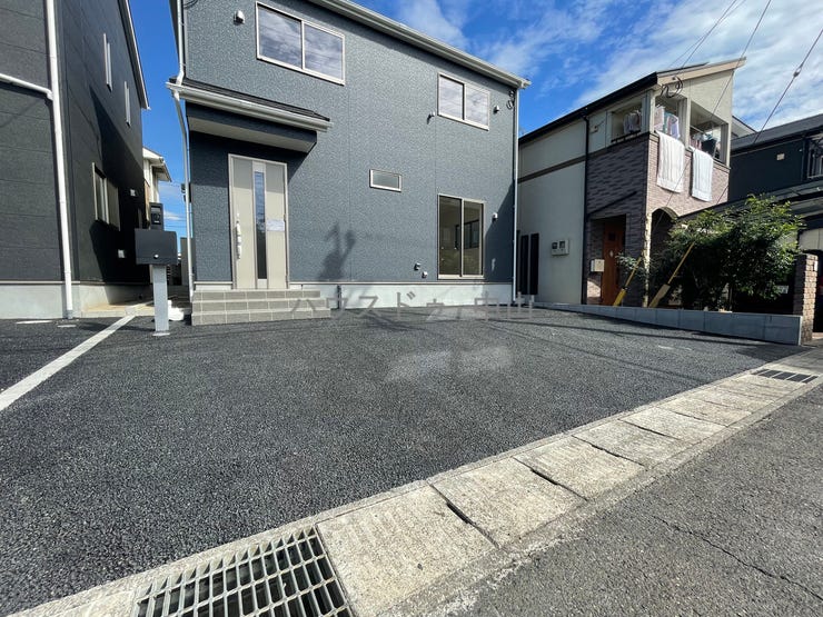 駐車4台以上可能!