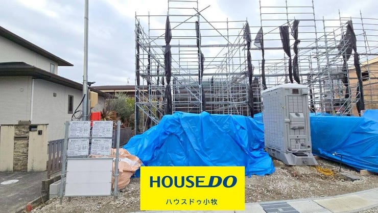 【外観】
駐車2台可能♪
耐震等級3で地震に強い家!