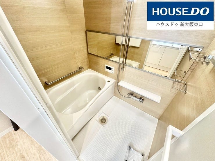 【新設】
最新式のお風呂です。
浴室乾燥機、追い炊き機能付き